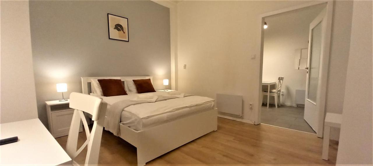 Quiet And Private Studio In The Center Appartement Boedapest Buitenkant foto