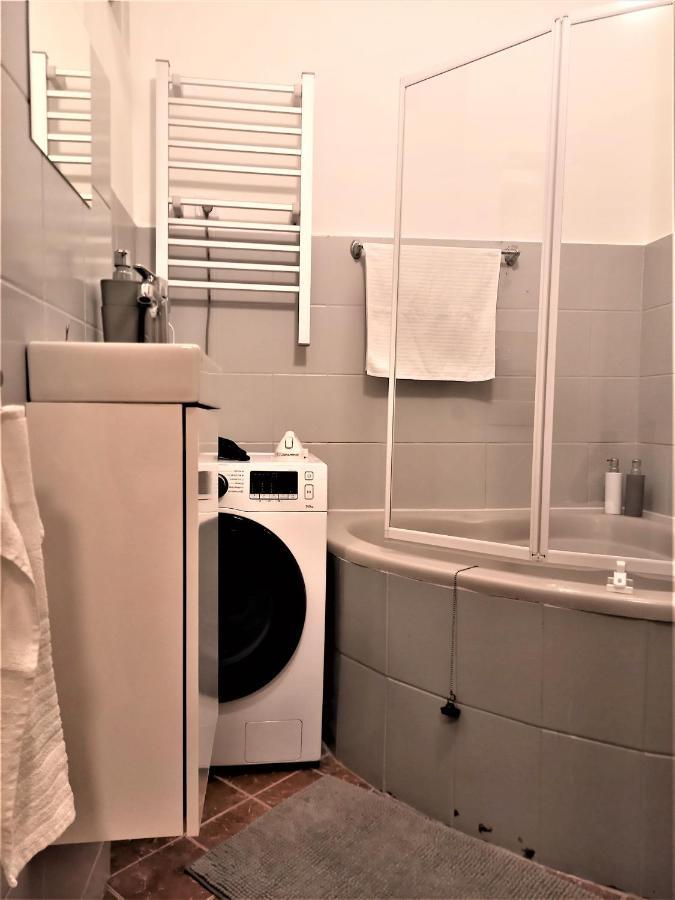 Quiet And Private Studio In The Center Appartement Boedapest Buitenkant foto